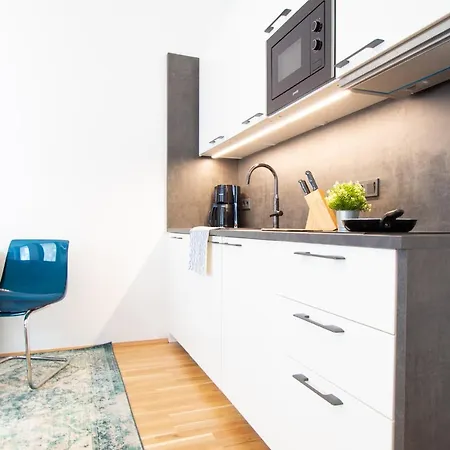 Apartment Familienplatz I Contactless Check-In Wenen Buitenkant foto