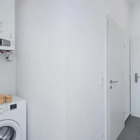 Apartment Familienplatz I Contactless Check-In Wenen Buitenkant foto