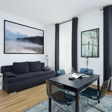 Apartment Familienplatz I Contactless Check-In Wenen Buitenkant foto