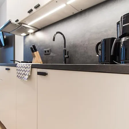 Apartment Familienplatz I Contactless Check-In Wenen Buitenkant foto